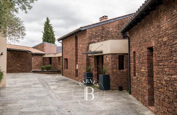 Saint-Affrique, Villa 6 Chambres -  400 m² à vendre
