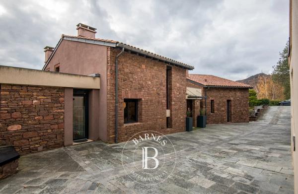 Saint-Affrique, Villa 6 Chambres -  400 m² à vendre