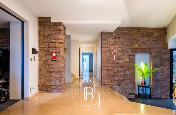 Saint-Affrique, Villa 6 Chambres -  400 m² à vendre