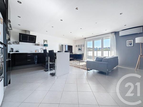 Appartement F3 à vendre  3 pièces - 66,65 m2 MARSEILLE - 13013