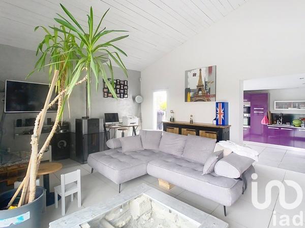 Maison à vendre 5 pièces 187 m² Saint-Jean-de-Liversay