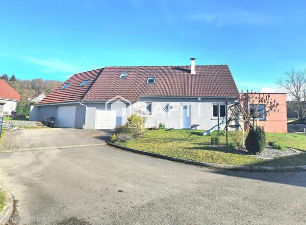 Maison familiale spacieuse de 2006 sans travaux