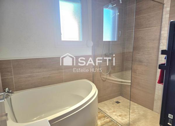 Maison familiale spacieuse de 2006 sans travaux