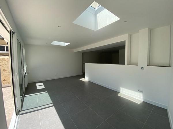 "MAISON A CHANGÉ 5 PIECES 110M2"