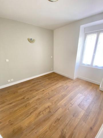 "MAISON A CHANGÉ 5 PIECES 110M2"