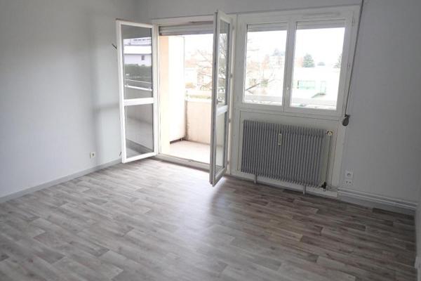 Location appartement Chambéry (73000) 1 pièce 27.6m²