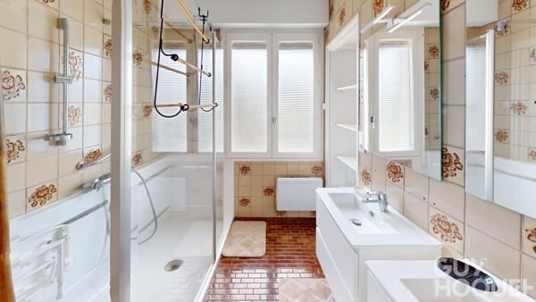 COLOCATION de 7 CHAMBRES dans une Maison