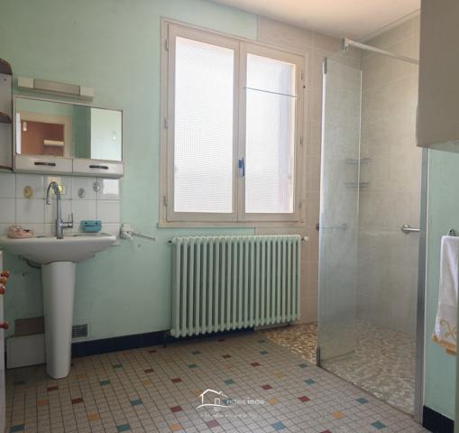 MAISON SUR SOUS-SOL TOTAL Lezay (79120)