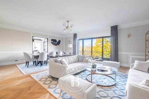 Paris 7ème, Appartement 4 Chambres -  266 m² à vendre
