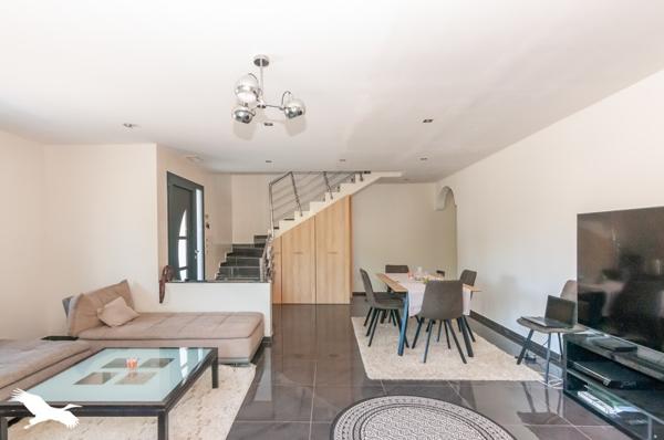 Maison à vendre |  Saint-André-de-Sangonis |  6 pièces | 146 m²