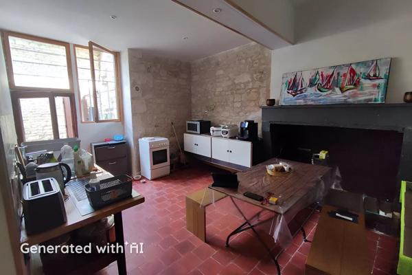 Immobilier Mirebeau (86110) – Maison de ville 240m2 – 260 000 €