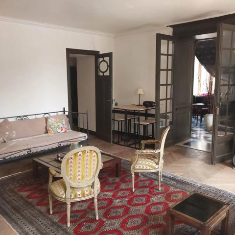 Immobilier Mirebeau (86110) – Maison de ville 240m2 – 260 000 €