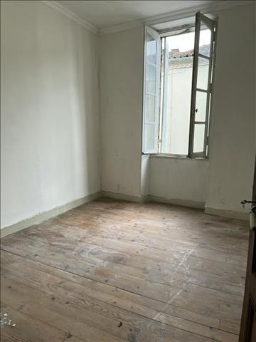 Maison à vendre |  Roquefort |  5 pièces | 166 m²