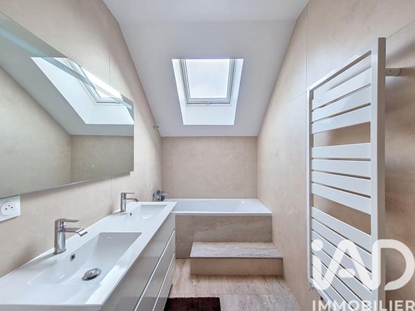 Maison à vendre 6 pièces 125 m² Jouars-Pontchartrain