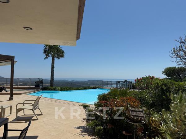 Villa de 306 m² entre ciel et mer avec piscine