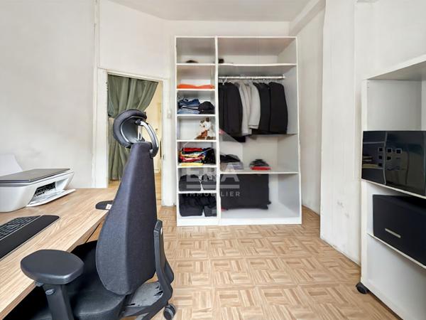 Appartement Marseille 3 pièces 70 m2  Terrasse