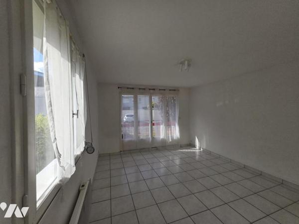 RESIDENCE LA TREILLE T2 RDC PARKING