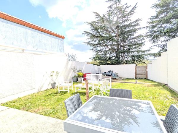 COUP DE COEUR POUR CETTE MAISON 2 CHAMBRES !!