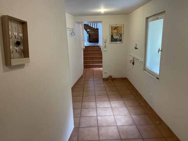 Appartement 5 pièces - 110 m² Exclusivité efficity