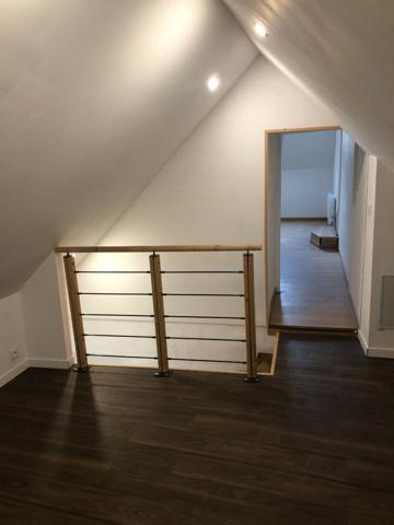 A LOUER BRISSARTHE Bel Appt T3 bis en duplex de 89 m2