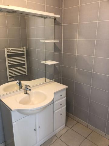 A LOUER BRISSARTHE Bel Appt T3 bis en duplex de 89 m2