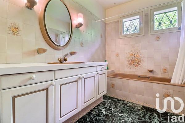 House for sale 9 rooms 170 m² Gournay-sur-Marne