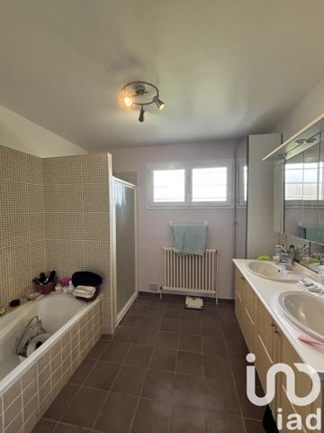 Maison à vendre 7 pièces 165 m² Saint-Marcel