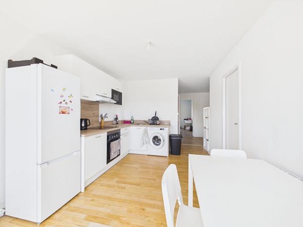 Appartement rénové Valence quartier Faventines/Alpes T5 - 84 m2 avec balcon