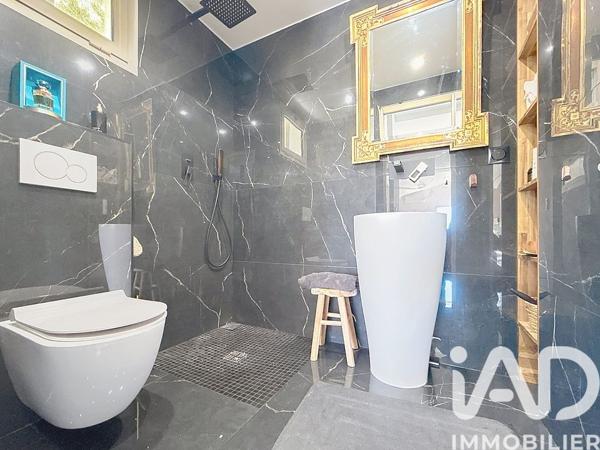 Maison à vendre 5 pièces 145 m² Saint-André-de-la-Roche