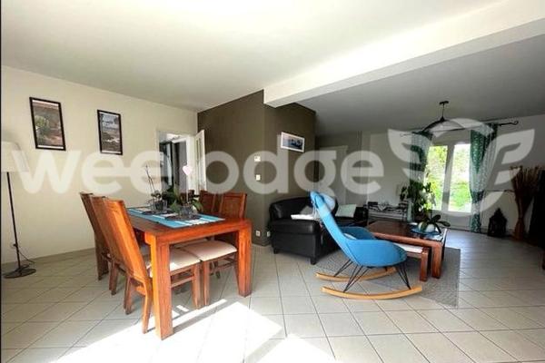 Maison à vendre 6 pièces de 140,49 m² à Conflans-Sainte-Honorine