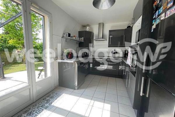 Maison à vendre 6 pièces de 140,49 m² à Conflans-Sainte-Honorine