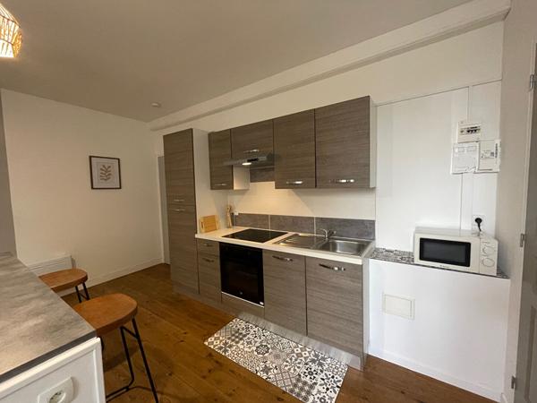 Appartement Fontenay Le Comte 1 pièce(s) 25 m2
