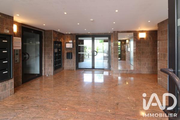 Location appartement 3 pièces 64 m² Les Mureaux