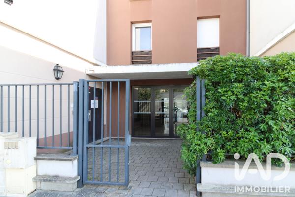 Location appartement 3 pièces 64 m² Les Mureaux