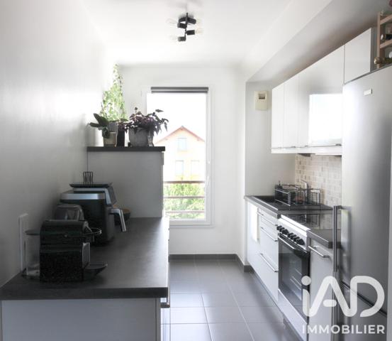 Location appartement 3 pièces 64 m² Les Mureaux