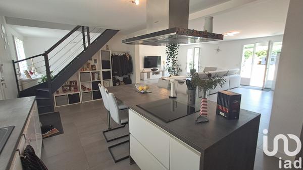 House for sale 7 rooms 148 m² Gif-sur-Yvette