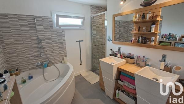 House for sale 7 rooms 148 m² Gif-sur-Yvette