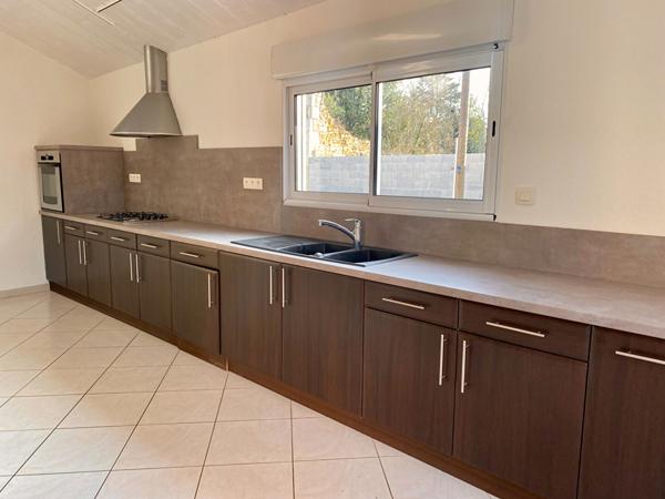 Maison La Chapelle Baton