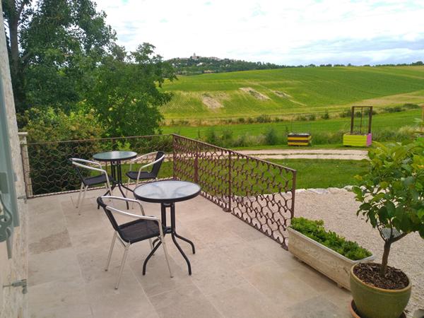 Domaine à Puylaroque 13 pièces, des terres et des bâtiments en pierre !