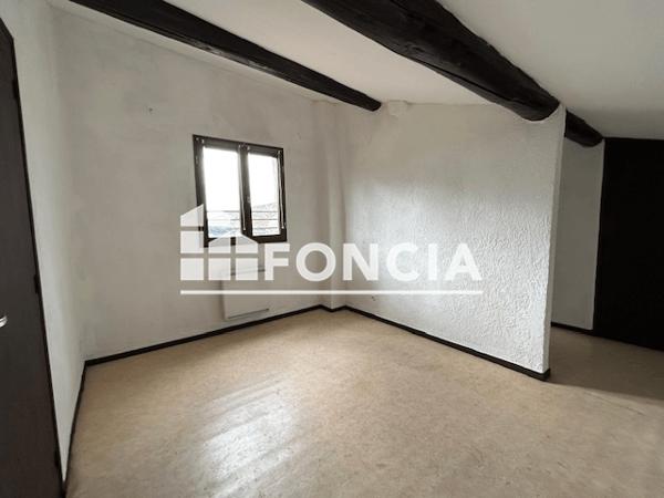 Location Studio 20.53 m² - 5 AVENUE DE LA LIBERATION Uzes 30700