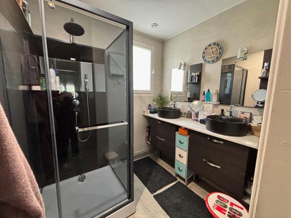 Maison Andernos Les Bains 5 pièce(s) 84 m2 - Grand terrain - secteur boiséé
