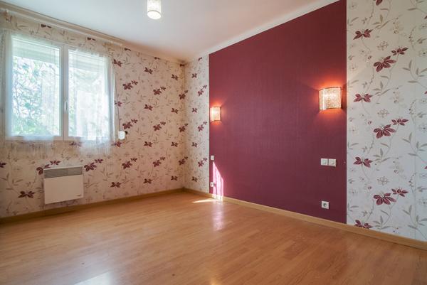 CARCASSONNE – SAINT-HILAIRE Villa T5 176m² (112m²) avec vaste jardin et dépendances