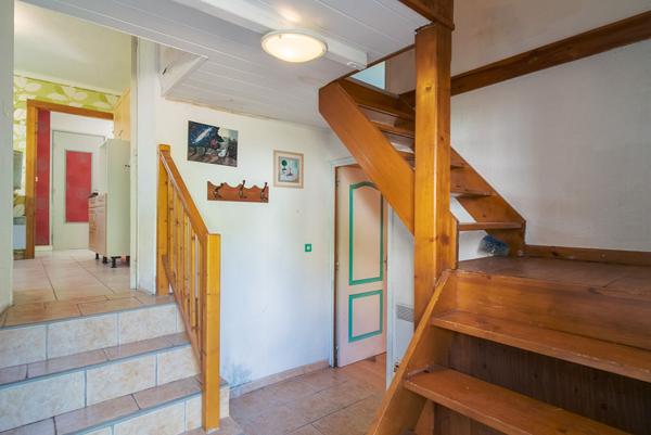 CARCASSONNE – SAINT-HILAIRE Villa T5 176m² (112m²) avec vaste jardin et dépendances