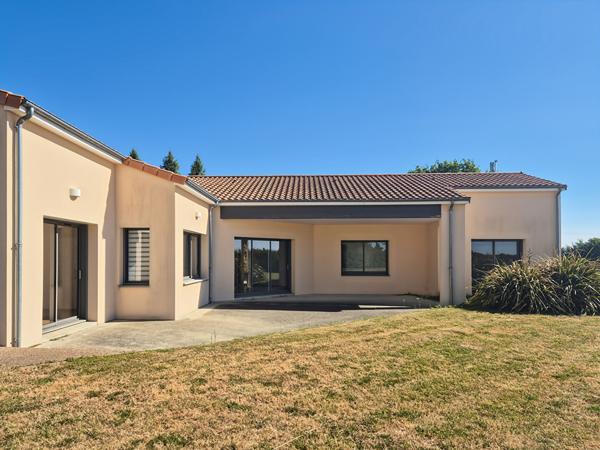Maison 169 m2 habitables sur terrain de 5900 m²