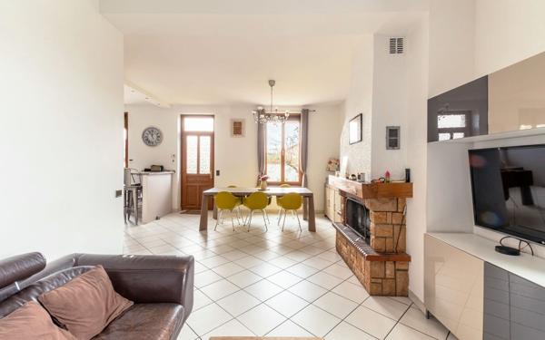 Maison à vendre    5 pièces • 160 m2 Saint-Priest