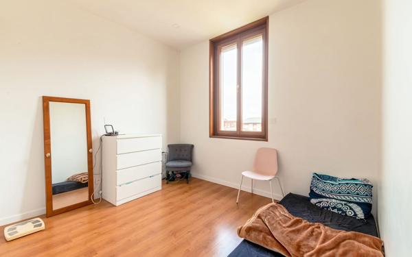 Maison à vendre    5 pièces • 160 m2 Saint-Priest