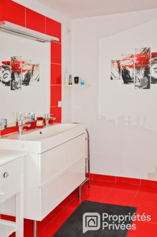 Maison Ahuille 5 pièce(s) 162 m2