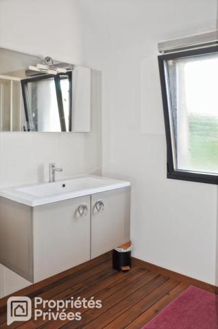 Maison Ahuille 5 pièce(s) 162 m2