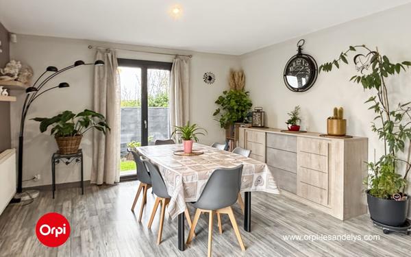 Maison à vendre    4 pièces • 96 m2 Courcelles-sur-Seine