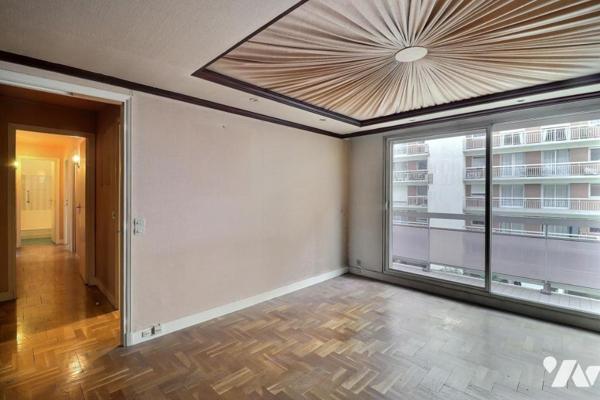 Appartement 3 pièces - Place Félix Eboué